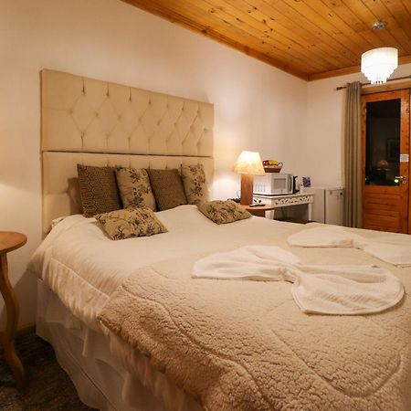Pousada Campos Do Jordao Suites Kültér fotó