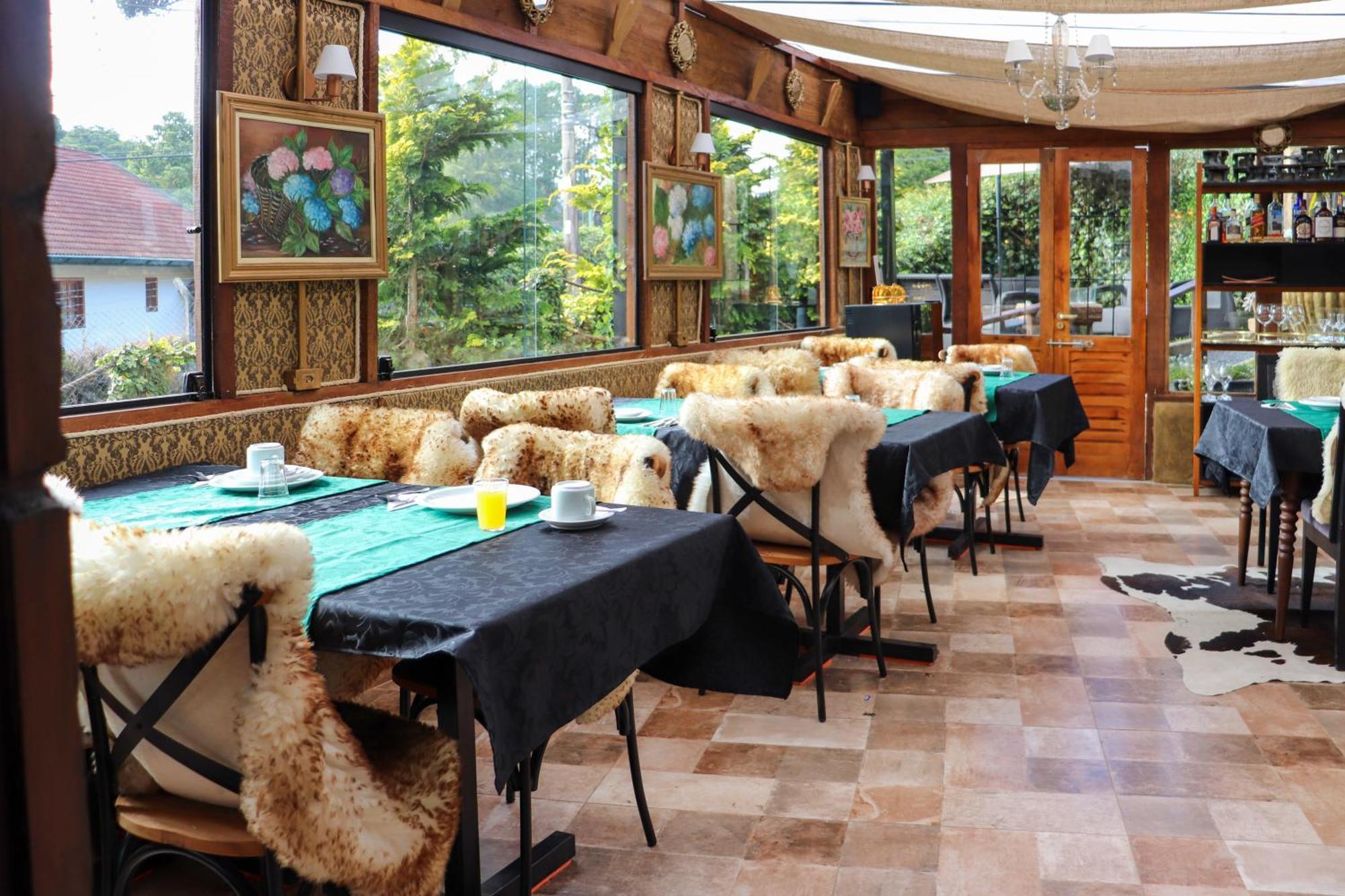 Pousada Campos Do Jordao Suites Kültér fotó